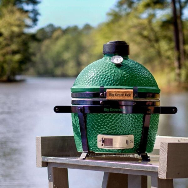 Big Green Egg 13 in. MiniMax Charcoal Kamado Grill and Smoker Green - Image 3